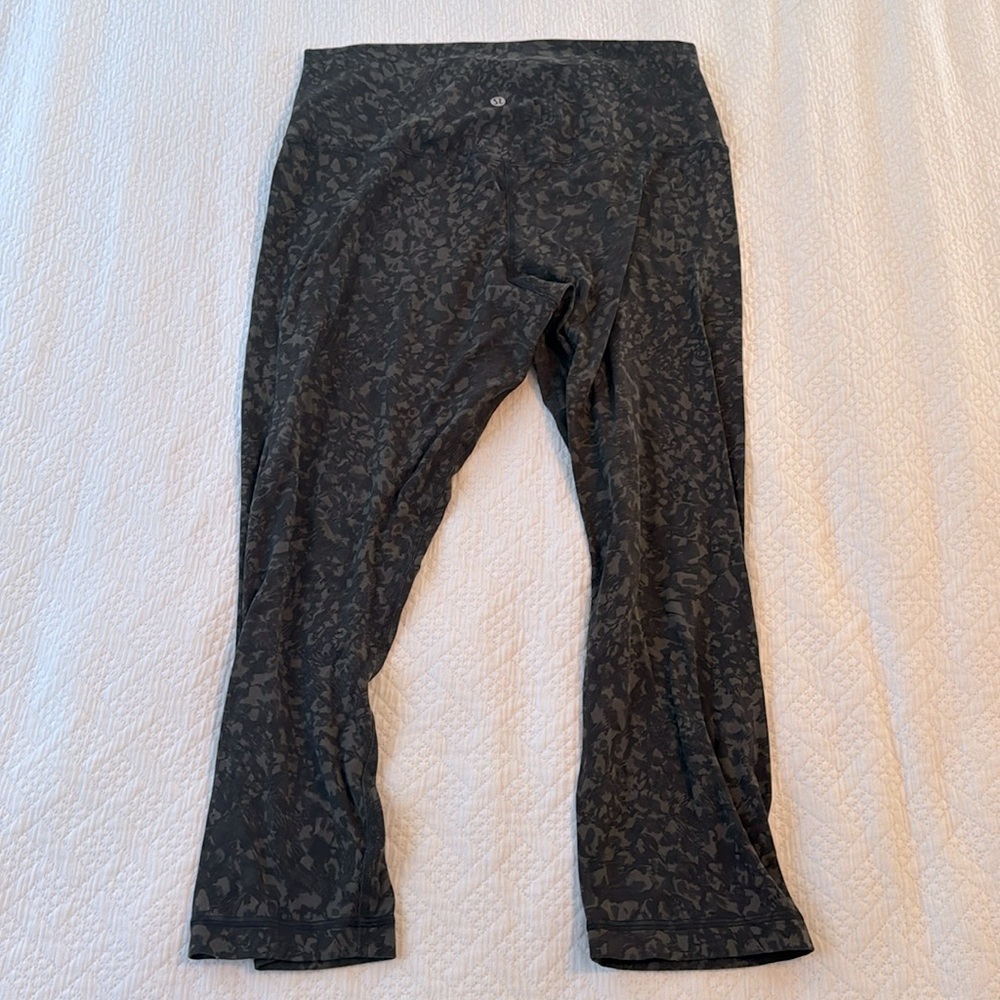 Lululemon calf length leggings-12